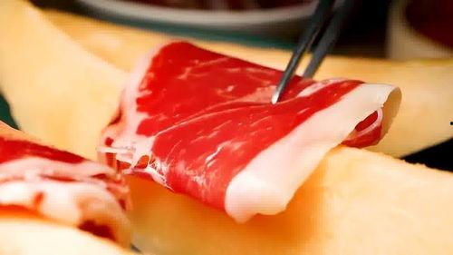 吃冬瓜哈密瓜,冬瓜与哈密瓜的清爽组合 第1张 吃冬瓜哈密瓜,冬瓜与哈密瓜的清爽组合 第1张